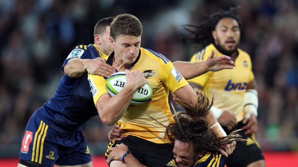 Hurricanes v Highlanders 2